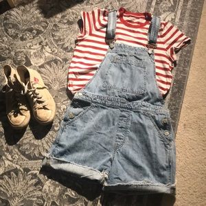 Adorable gap short denim overalls